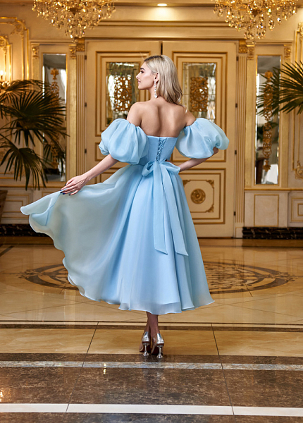 Прокат платья Голубое миди с буфами для фотосессии и мероприятия в Новосибирске
