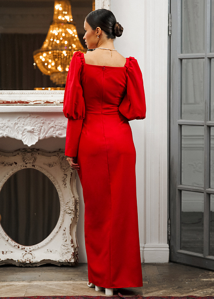 Прокат платья Красное с разрезом и длинными рукавами для фотосессии и мероприятия в Новосибирске